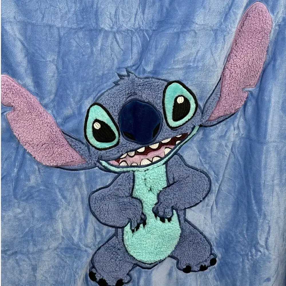 Disney Lilo & Stitch Soft Fleece Throw Blanket Blue Cozy Bedding Home Decor - Picture 1 of 2